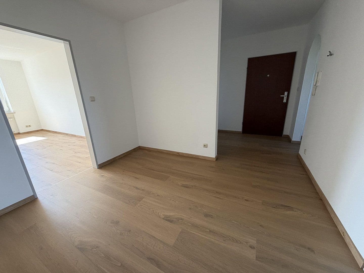 Prenájom bytu 3-izbový 90 m², Schwarzenbergstrasse 13, Rosenheim/ Pang, Bavorsko Prenájom bytu 3-izbový 90 m², Schwarzenbergstrasse 13, Rosenheim/ Pang, Bavorsko