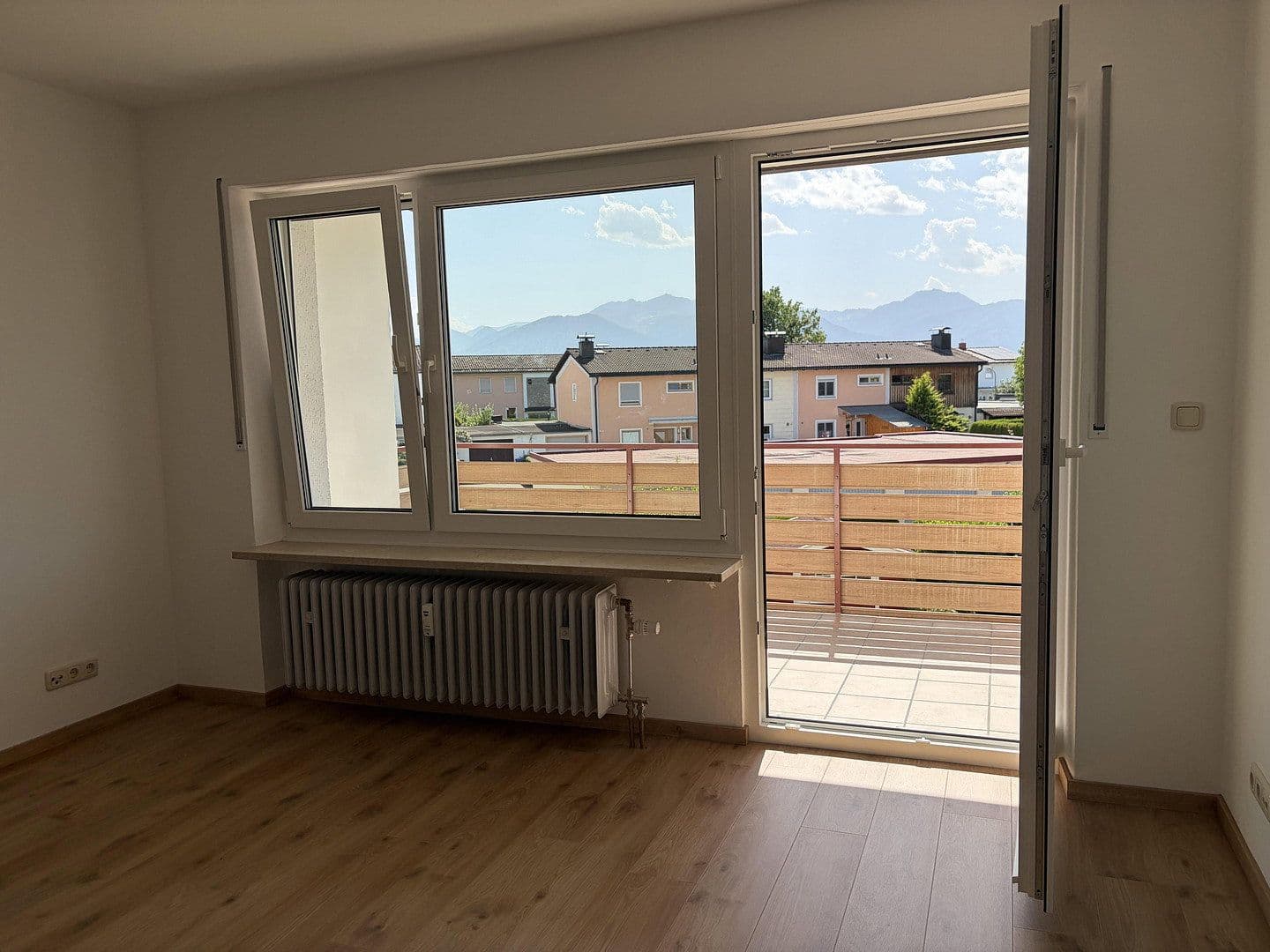 Prenájom bytu 3-izbový 90 m², Schwarzenbergstrasse 13, Rosenheim/ Pang, Bavorsko Prenájom bytu 3-izbový 90 m², Schwarzenbergstrasse 13, Rosenheim/ Pang, Bavorsko