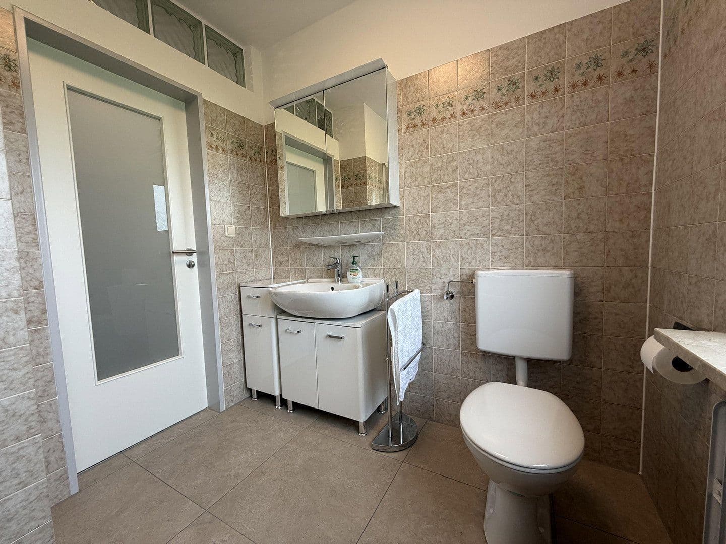 Prenájom bytu 3-izbový 90 m², Schwarzenbergstrasse 13, Rosenheim/ Pang, Bavorsko Prenájom bytu 3-izbový 90 m², Schwarzenbergstrasse 13, Rosenheim/ Pang, Bavorsko