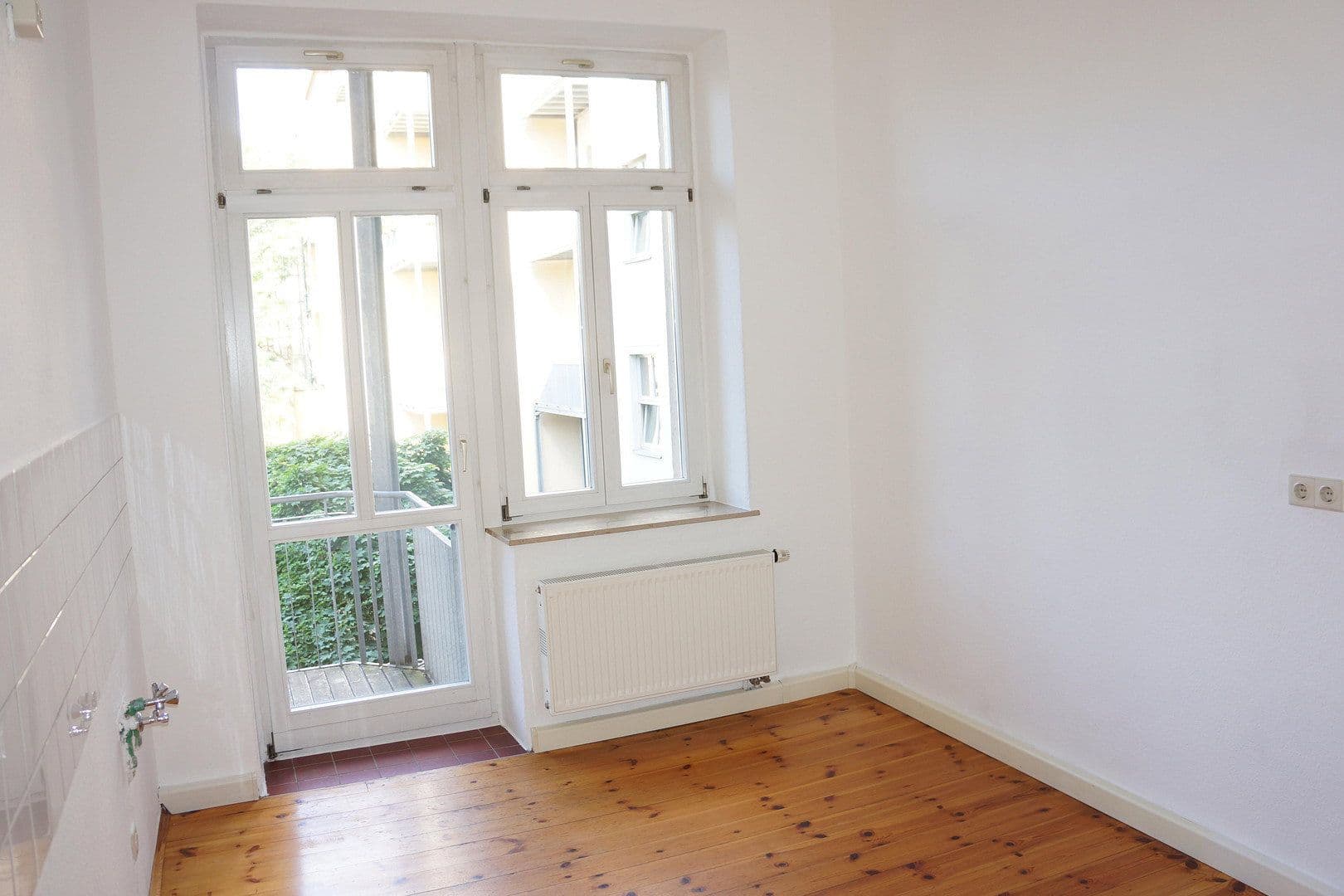 Prenájom bytu 4-izbový 103 m², Hertelstraße 16, Dresden, Sasko Prenájom bytu 4-izbový 103 m², Hertelstraße 16, Dresden, Sasko