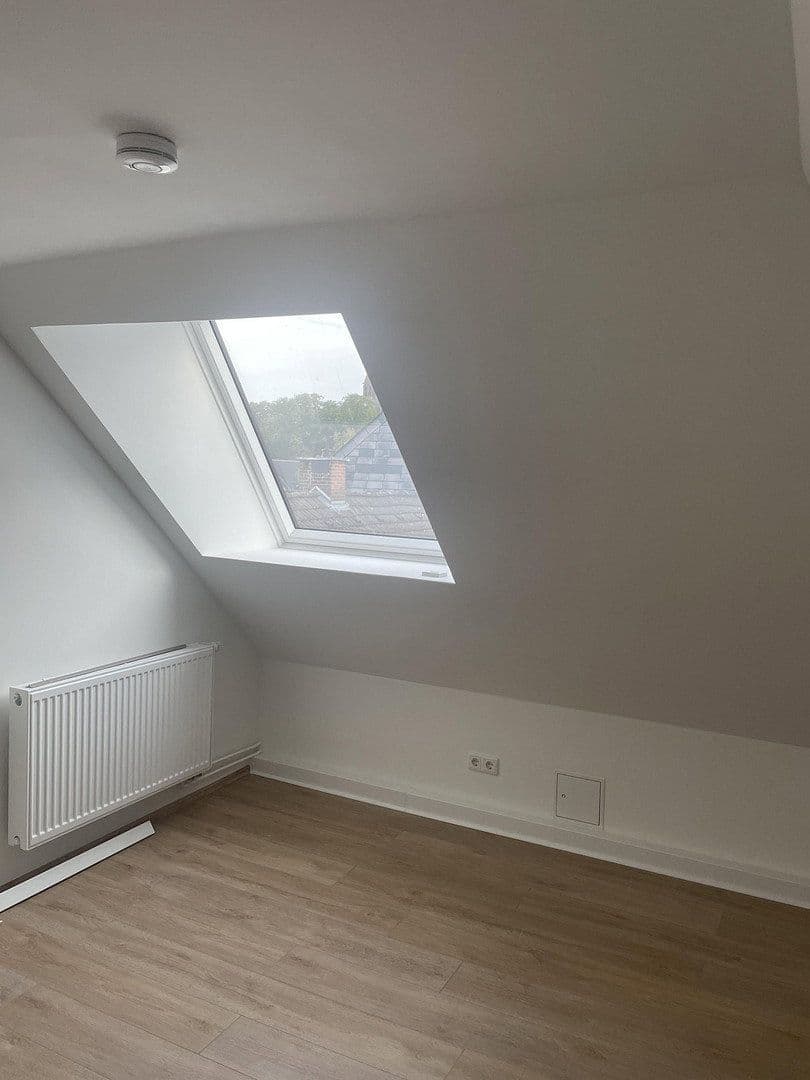Prenájom bytu 6-izbový 130 m², Willibrordstr. 3, Kevelaer, Severné Porýnie - Westfálsko Prenájom bytu 6-izbový 130 m², Willibrordstr. 3, Kevelaer, Severné Porýnie - Westfálsko