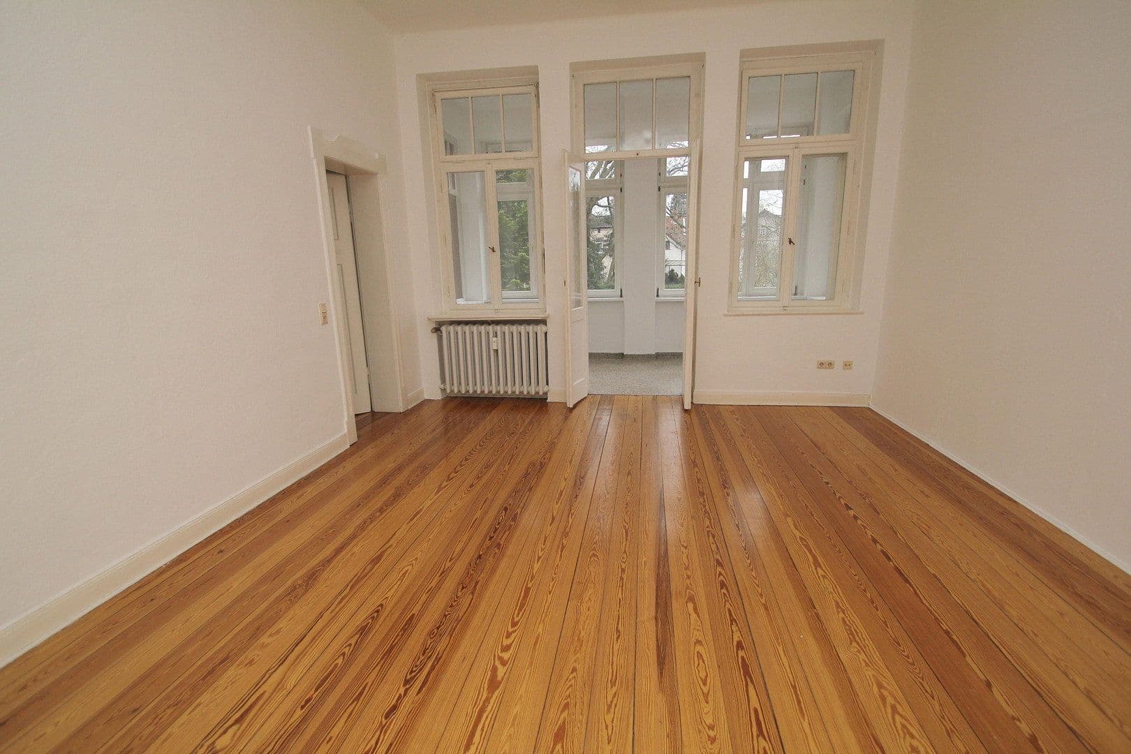 Prenájom bytu 3-izbový 109 m², Baurat-Gerber-Straße 18, Göttingen, Dolné Sasko Prenájom bytu 3-izbový 109 m², Baurat-Gerber-Straße 18, Göttingen, Dolné Sasko