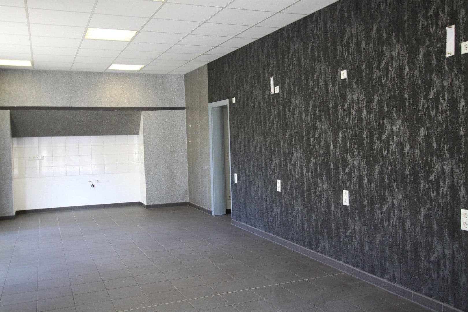 Prenájom nebytového priestoru 77 m², Otzberg, Hesensko Prenájom nebytového priestoru 77 m², Otzberg, Hesensko