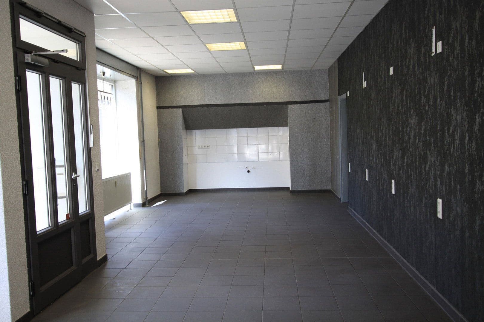 Prenájom nebytového priestoru 77 m², Otzberg, Hesensko Prenájom nebytového priestoru 77 m², Otzberg, Hesensko