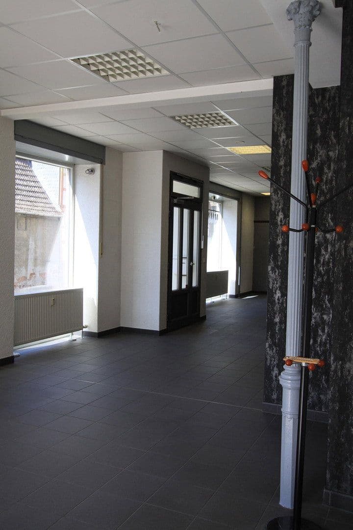 Prenájom nebytového priestoru 77 m², Otzberg, Hesensko Prenájom nebytového priestoru 77 m², Otzberg, Hesensko