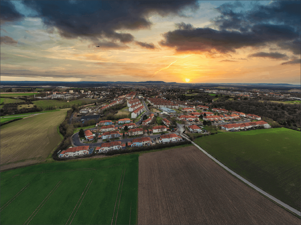 Prenájom bytu 3-izbový 100 m², Levi-Strauss Straße 9, Kitzingen, Bavorsko Prenájom bytu 3-izbový 100 m², Levi-Strauss Straße 9, Kitzingen, Bavorsko