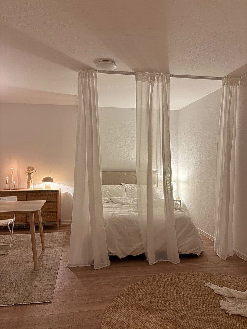 Prenájom bytu 1-izbový 33 m², Hanau, Hesensko Prenájom bytu 1-izbový 33 m², Hanau, Hesensko