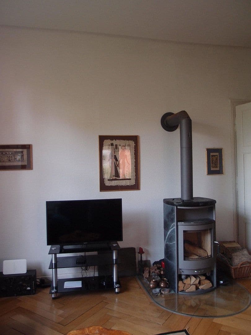 Predaj domu 306 m², pozemok 635 m², Göttingen, Dolné Sasko Predaj domu 306 m², pozemok 635 m², Göttingen, Dolné Sasko