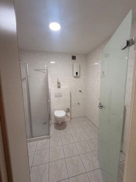Prenájom bytu 4-izbový 85 m², Vallendar, Porýnie-Falcko Prenájom bytu 4-izbový 85 m², Vallendar, Porýnie-Falcko