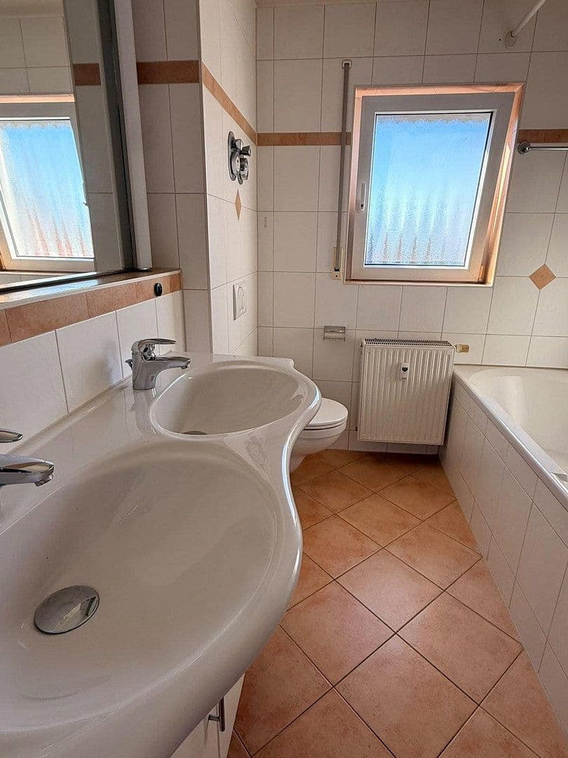 Predaj bytu 4-izbový 99 m², Freiberg am Neckar, Bádensko-Wurttembersko Predaj bytu 4-izbový 99 m², Freiberg am Neckar, Bádensko-Wurttembersko