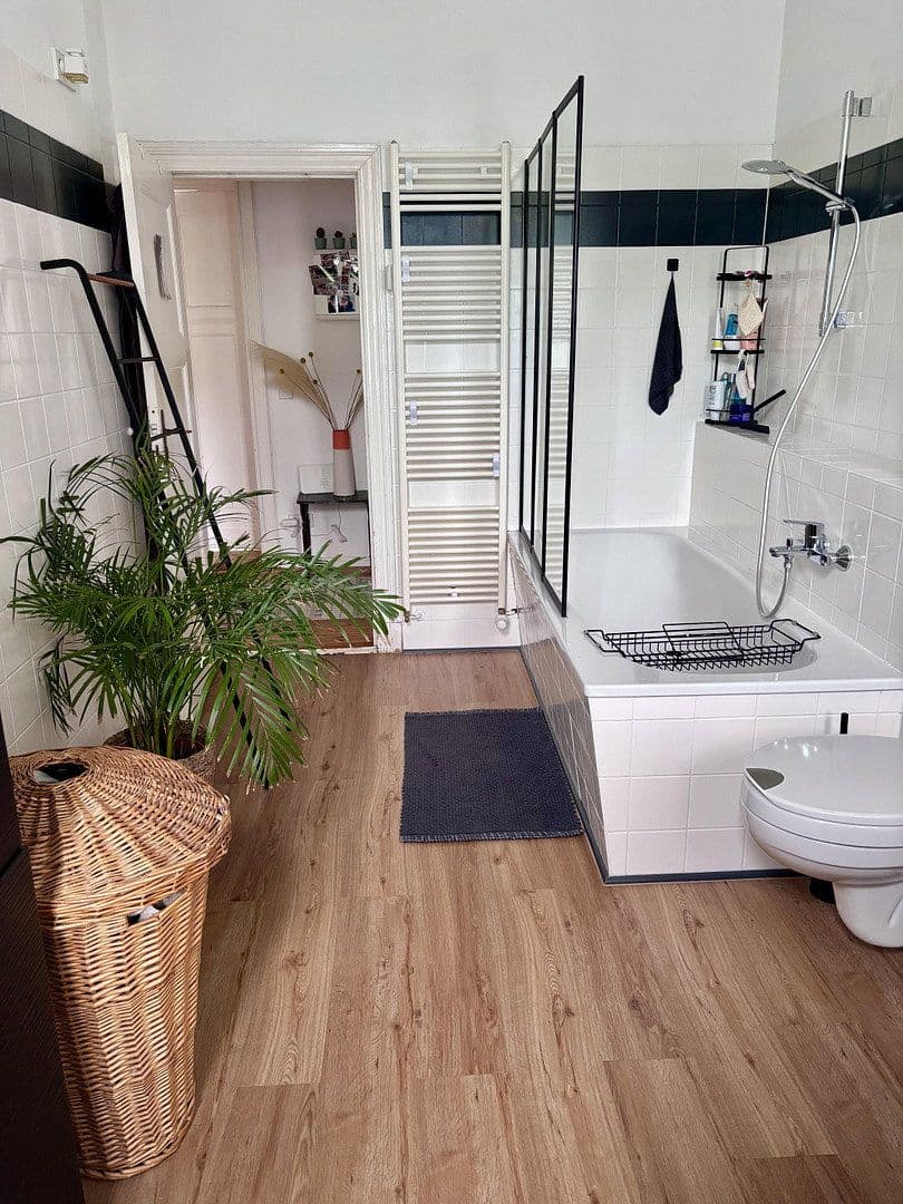 Predaj bytu 3-izbový 87 m², Kastanienallee 2, Potsdam, Brandenbursko Predaj bytu 3-izbový 87 m², Kastanienallee 2, Potsdam, Brandenbursko