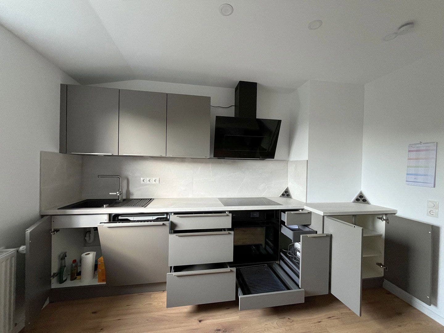 Prenájom bytu 4-izbový 87 m², Plutostr. 128, Herne, Severné Porýnie - Westfálsko Prenájom bytu 4-izbový 87 m², Plutostr. 128, Herne, Severné Porýnie - Westfálsko