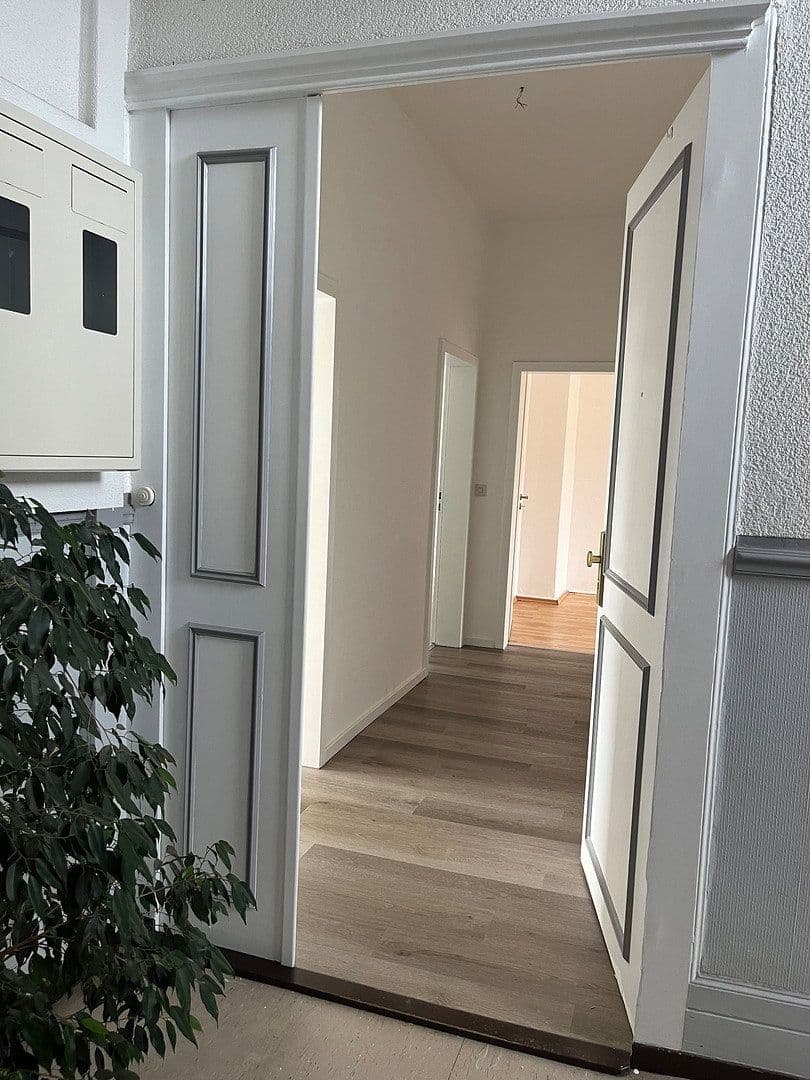 Prenájom bytu 3-izbový 66 m², Affentorplatz XX, Frankfurt am Main, Hesensko Prenájom bytu 3-izbový 66 m², Affentorplatz XX, Frankfurt am Main, Hesensko