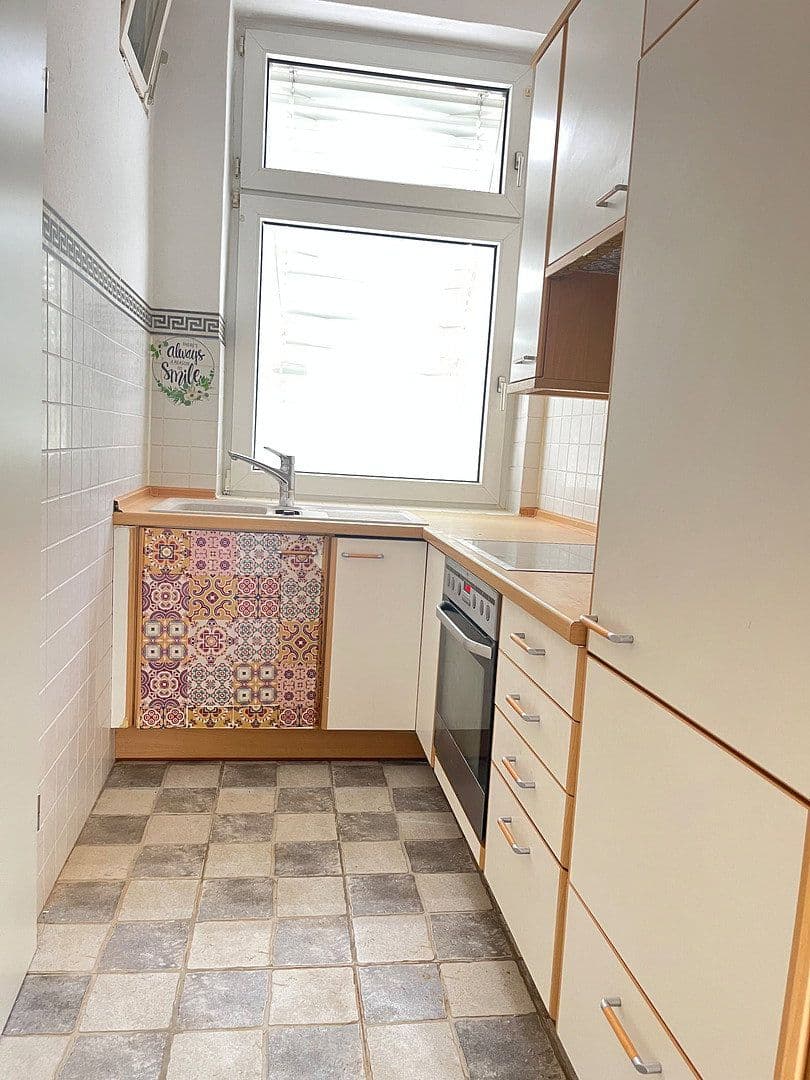 Prenájom bytu 3-izbový 66 m², Affentorplatz XX, Frankfurt am Main, Hesensko Prenájom bytu 3-izbový 66 m², Affentorplatz XX, Frankfurt am Main, Hesensko