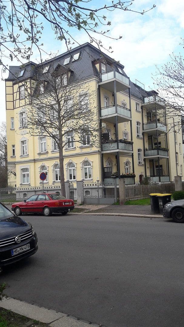 Prenájom bytu 3-izbový 73 m², Walther-Rathenau-Straße 52, Zwickau, Sasko Prenájom bytu 3-izbový 73 m², Walther-Rathenau-Straße 52, Zwickau, Sasko