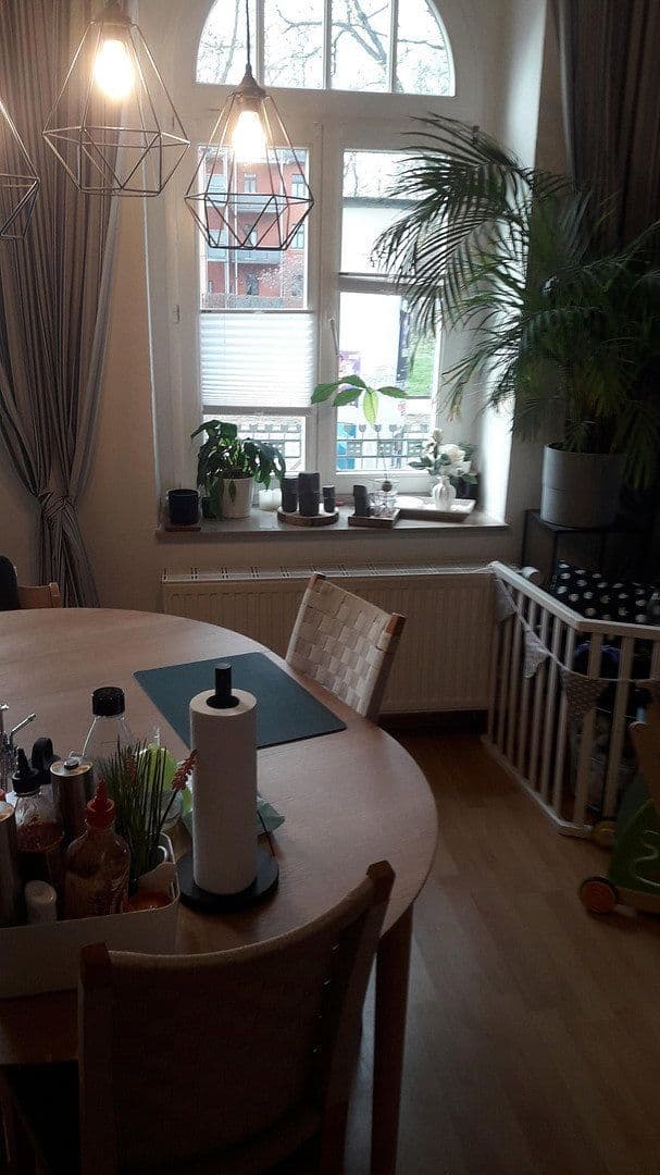 Prenájom bytu 3-izbový 73 m², Walther-Rathenau-Straße 52, Zwickau, Sasko Prenájom bytu 3-izbový 73 m², Walther-Rathenau-Straße 52, Zwickau, Sasko