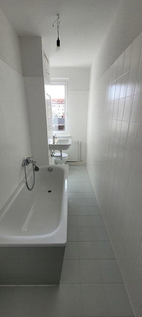 Prenájom bytu 3-izbový 62 m², Fritz-Büchner-Straße 12c, Erfurt, Durínsko Prenájom bytu 3-izbový 62 m², Fritz-Büchner-Straße 12c, Erfurt, Durínsko