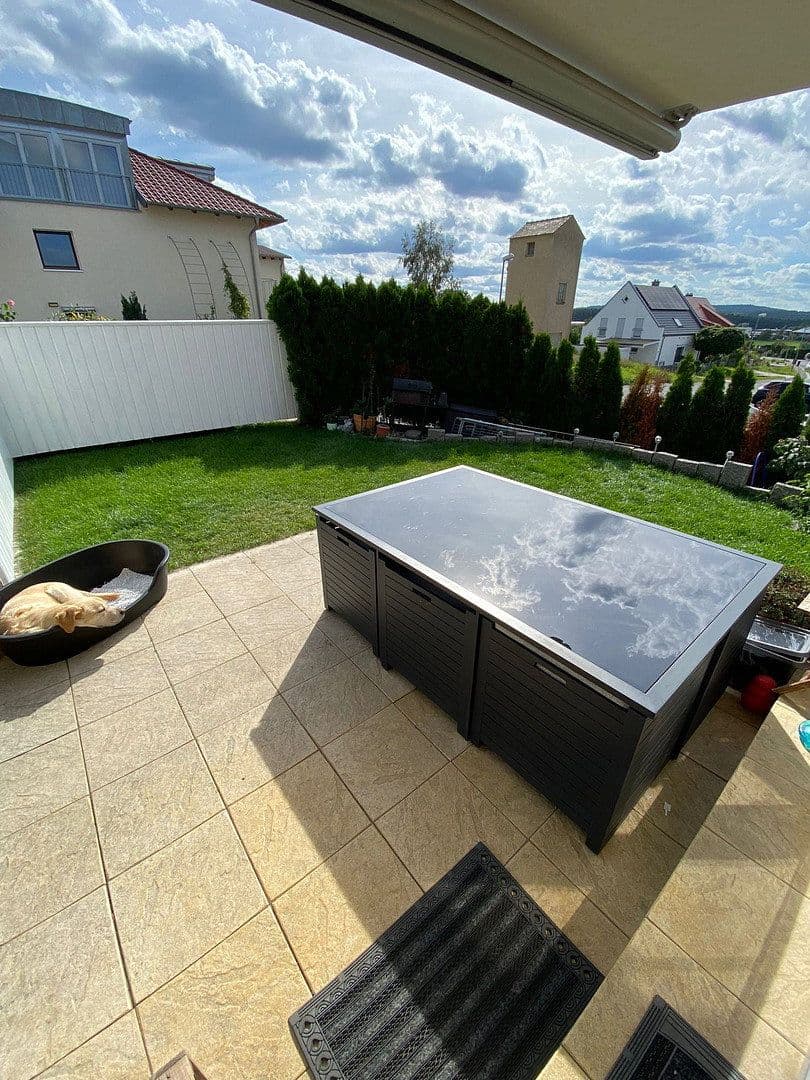 Prenájom bytu 5-izbový 130 m², Kitzengasse 24, Leinburg, Bavorsko Prenájom bytu 5-izbový 130 m², Kitzengasse 24, Leinburg, Bavorsko