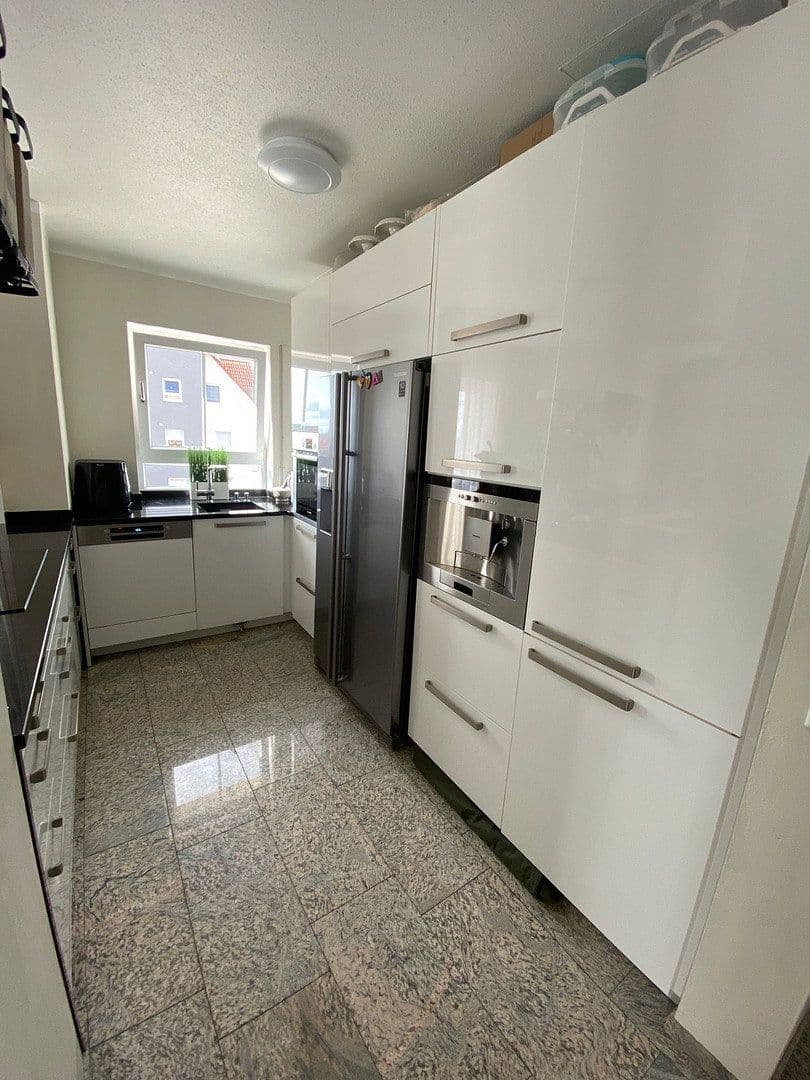 Prenájom bytu 5-izbový 130 m², Kitzengasse 24, Leinburg, Bavorsko Prenájom bytu 5-izbový 130 m², Kitzengasse 24, Leinburg, Bavorsko