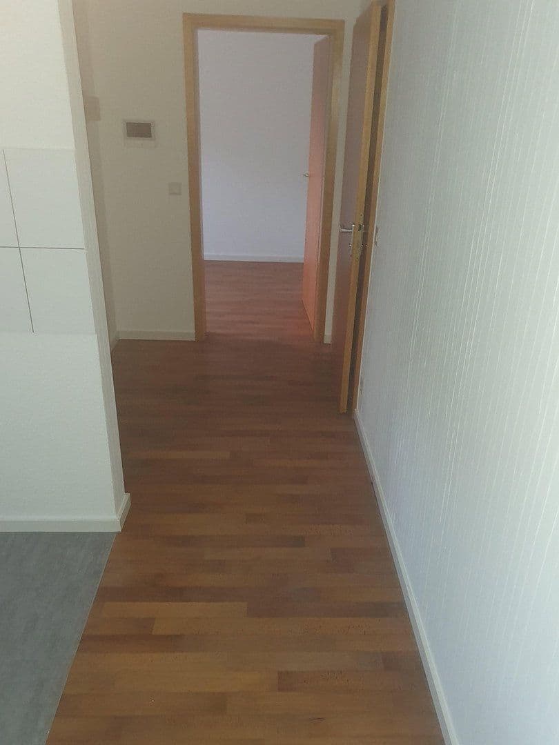 Prenájom bytu 3-izbový 61 m², Eberdingen, Bádensko-Wurttembersko Prenájom bytu 3-izbový 61 m², Eberdingen, Bádensko-Wurttembersko