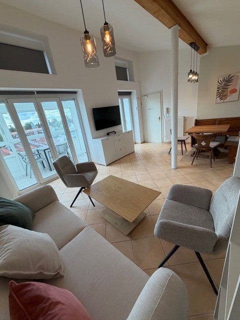 Prenájom bytu 3-izbový 50 m², Baldhamer Straße 72, Vaterstetten, Bavorsko Prenájom bytu 3-izbový 50 m², Baldhamer Straße 72, Vaterstetten, Bavorsko