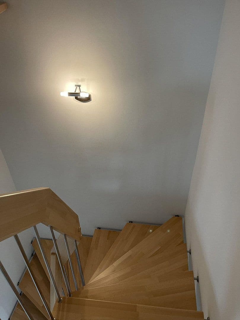 Prenájom domu 130 m², pozemok 1 m², Schwerin, Meklenbursko-Predpomoransko Prenájom domu 130 m², pozemok 1 m², Schwerin, Meklenbursko-Predpomoransko