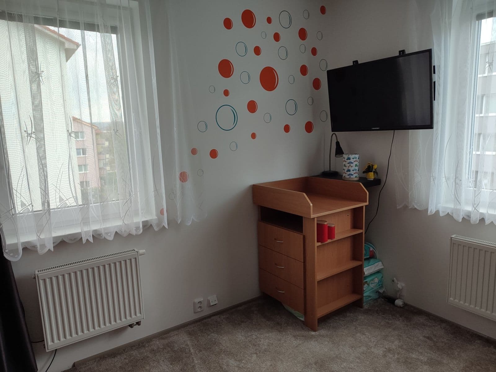 Prenájom bytu 3-izbový 75 m², Gen. Peřiny, Hustopeče, Jihomoravský kraj Prenájom bytu 3-izbový 75 m², Gen. Peřiny, Hustopeče, Jihomoravský kraj