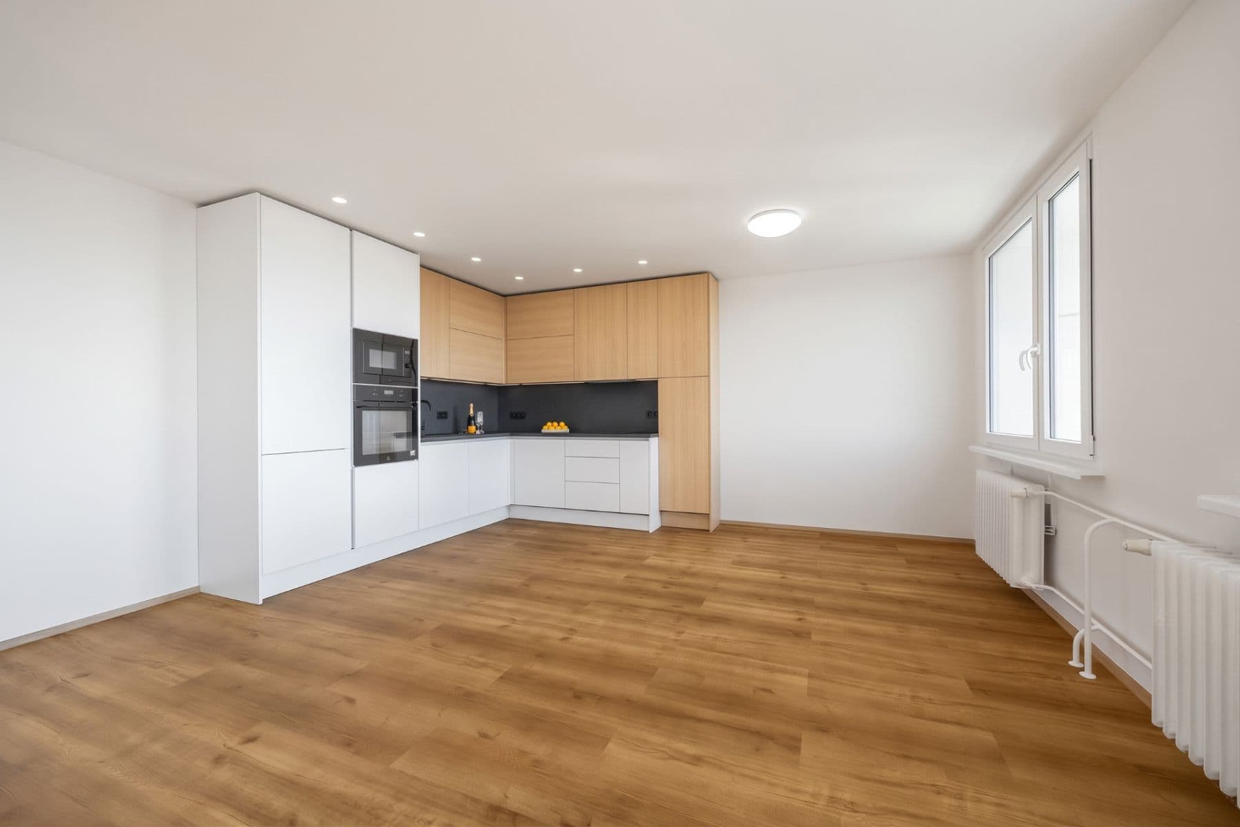 Predaj bytu 3-izbový 74 m², Litvínovská, Praha, Praha Predaj bytu 3-izbový 74 m², Litvínovská, Praha, Praha