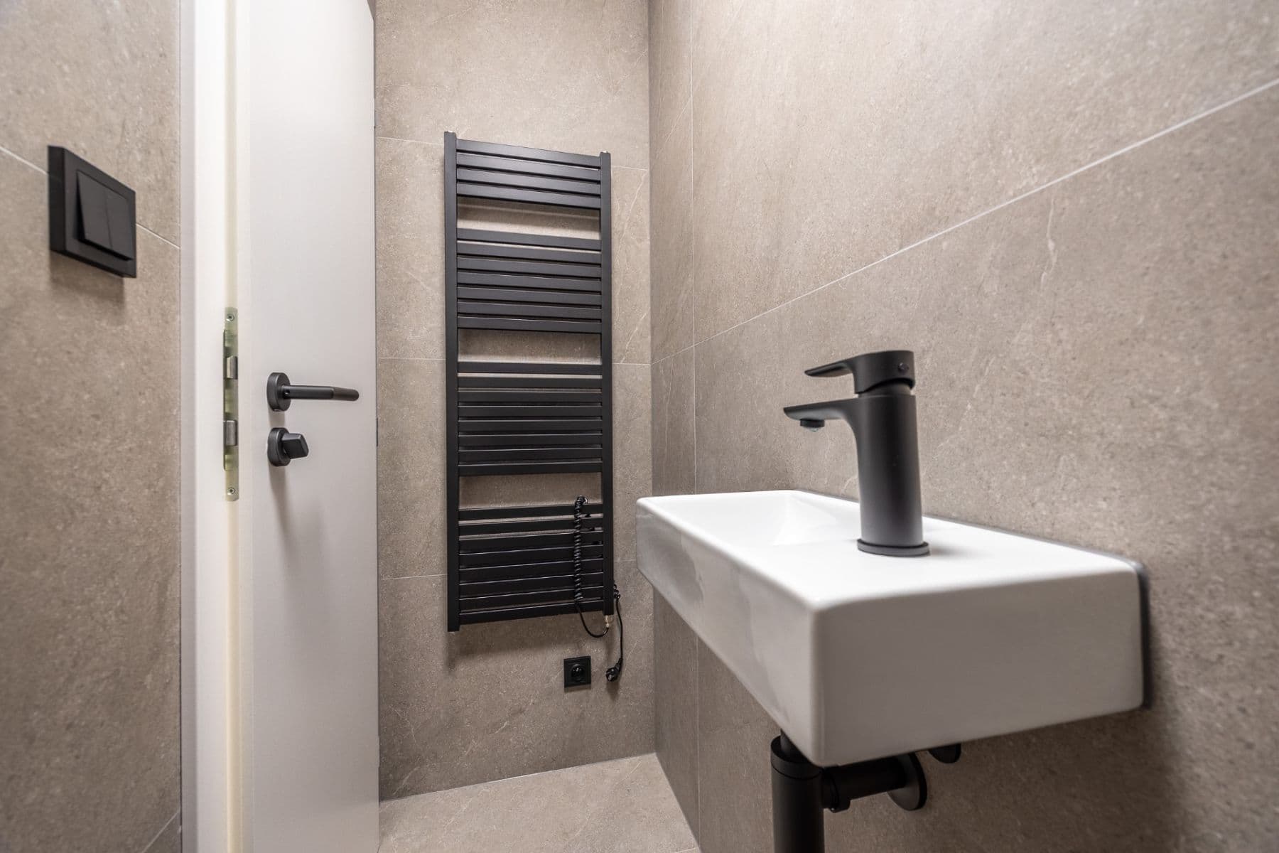 Predaj bytu 3-izbový 74 m², Litvínovská, Praha, Praha Predaj bytu 3-izbový 74 m², Litvínovská, Praha, Praha