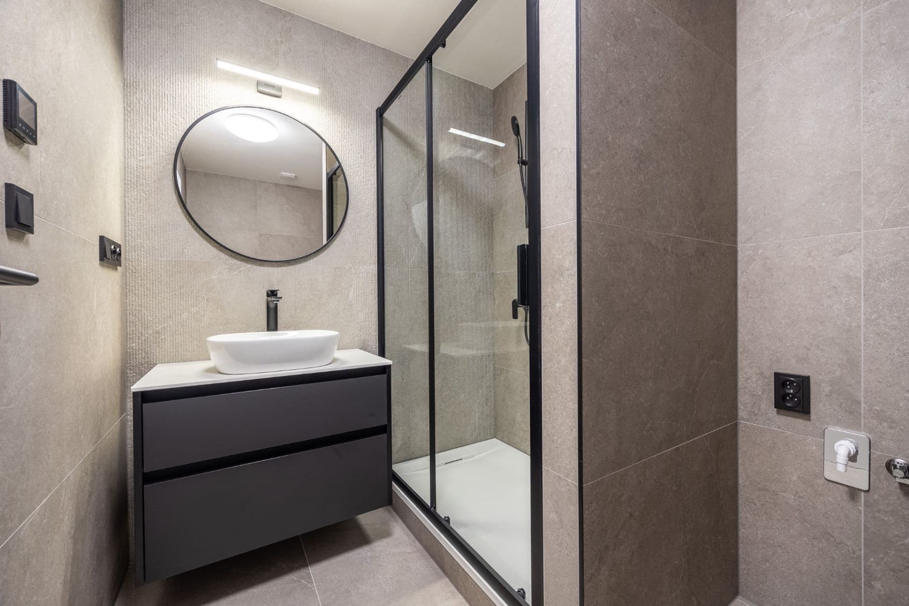 Predaj bytu 3-izbový 74 m², Litvínovská, Praha, Praha Predaj bytu 3-izbový 74 m², Litvínovská, Praha, Praha