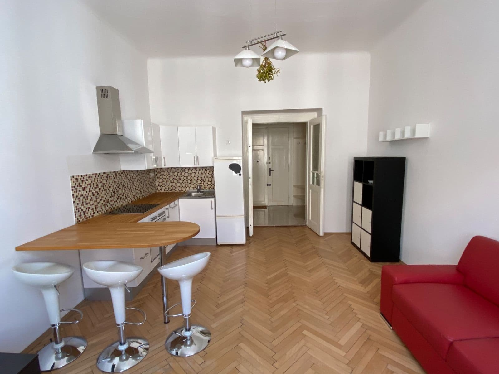 Prenájom bytu 2-izbový 55 m², Kafkova, Praha, Praha Prenájom bytu 2-izbový 55 m², Kafkova, Praha, Praha