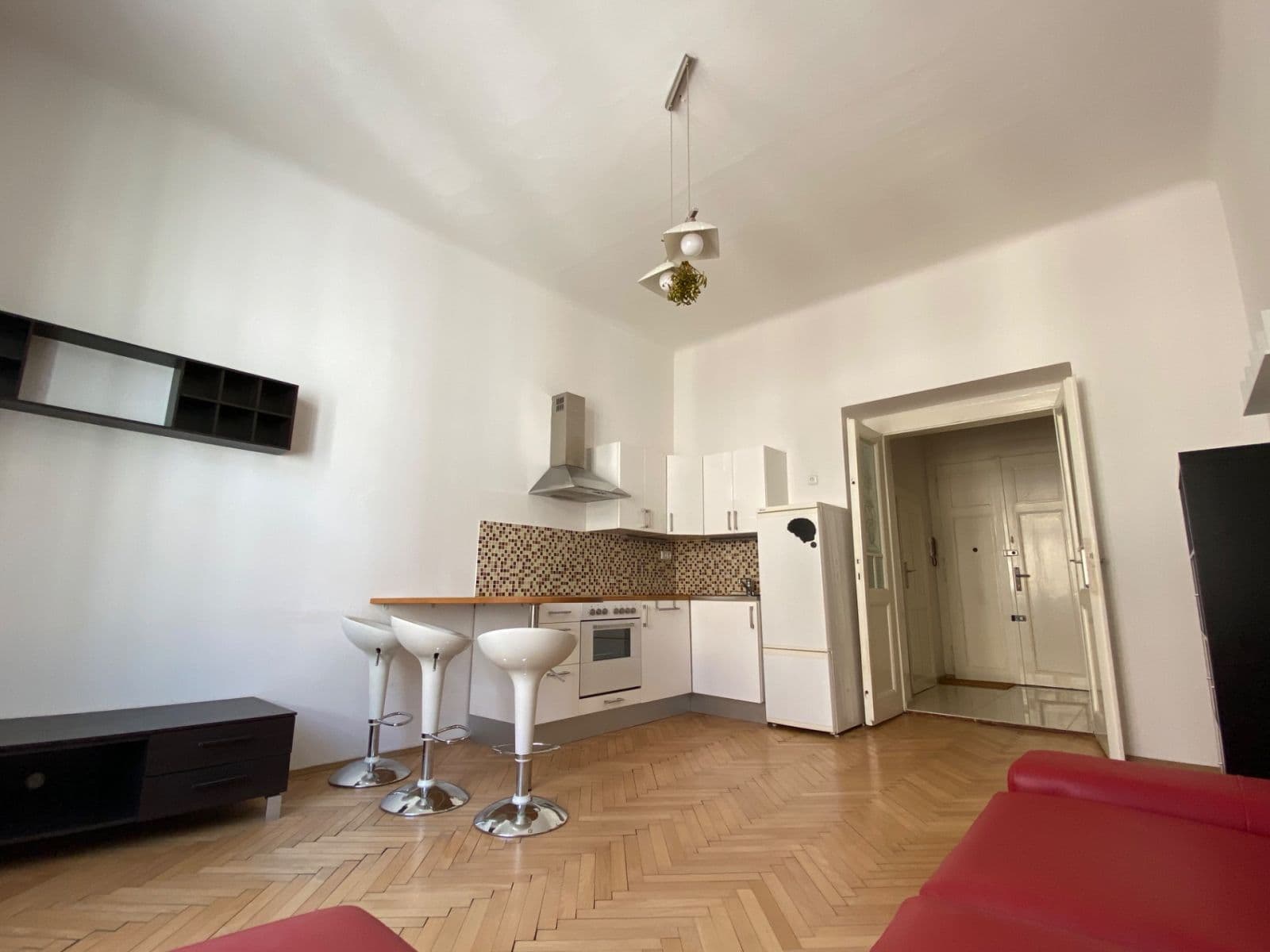 Prenájom bytu 2-izbový 55 m², Kafkova, Praha, Praha Prenájom bytu 2-izbový 55 m², Kafkova, Praha, Praha