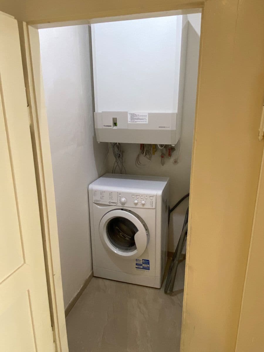 Prenájom bytu 2-izbový 55 m², Kafkova, Praha, Praha Prenájom bytu 2-izbový 55 m², Kafkova, Praha, Praha
