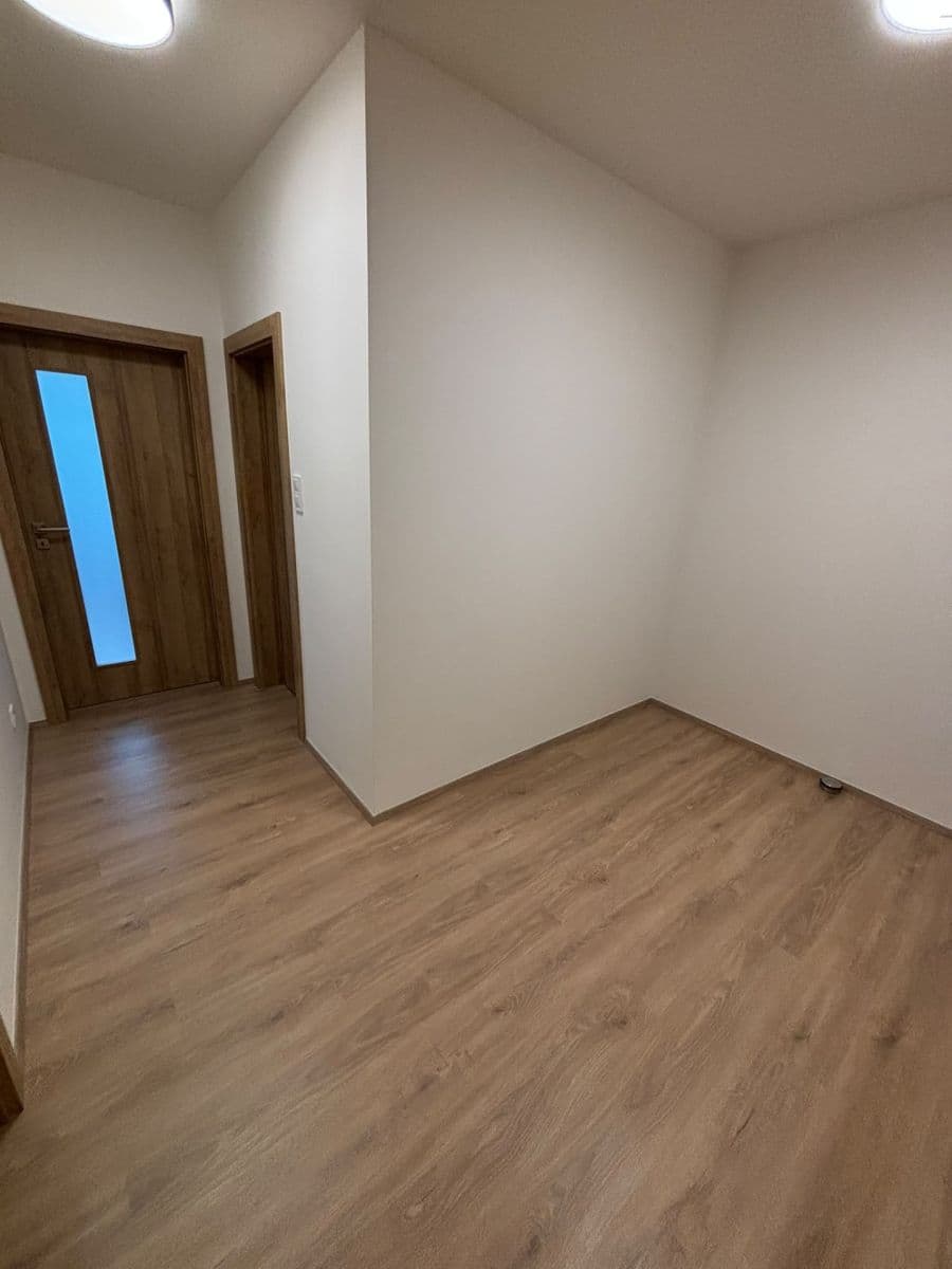 Prenájom bytu 2-izbový 52 m², Nad Kolčavkou, Praha, Praha Prenájom bytu 2-izbový 52 m², Nad Kolčavkou, Praha, Praha