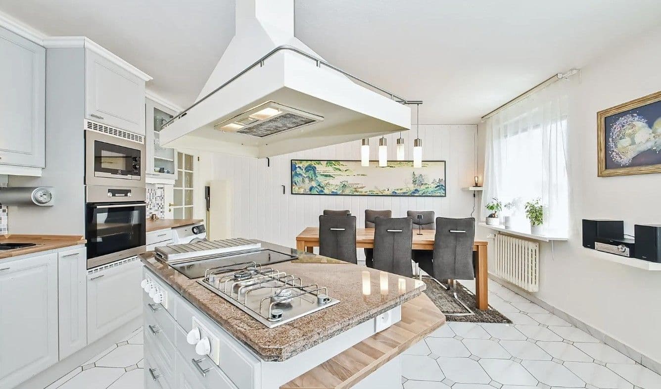 Predaj bytu 3-izbový 136 m², Kříženeckého náměstí, Praha, Praha Predaj bytu 3-izbový 136 m², Kříženeckého náměstí, Praha, Praha
