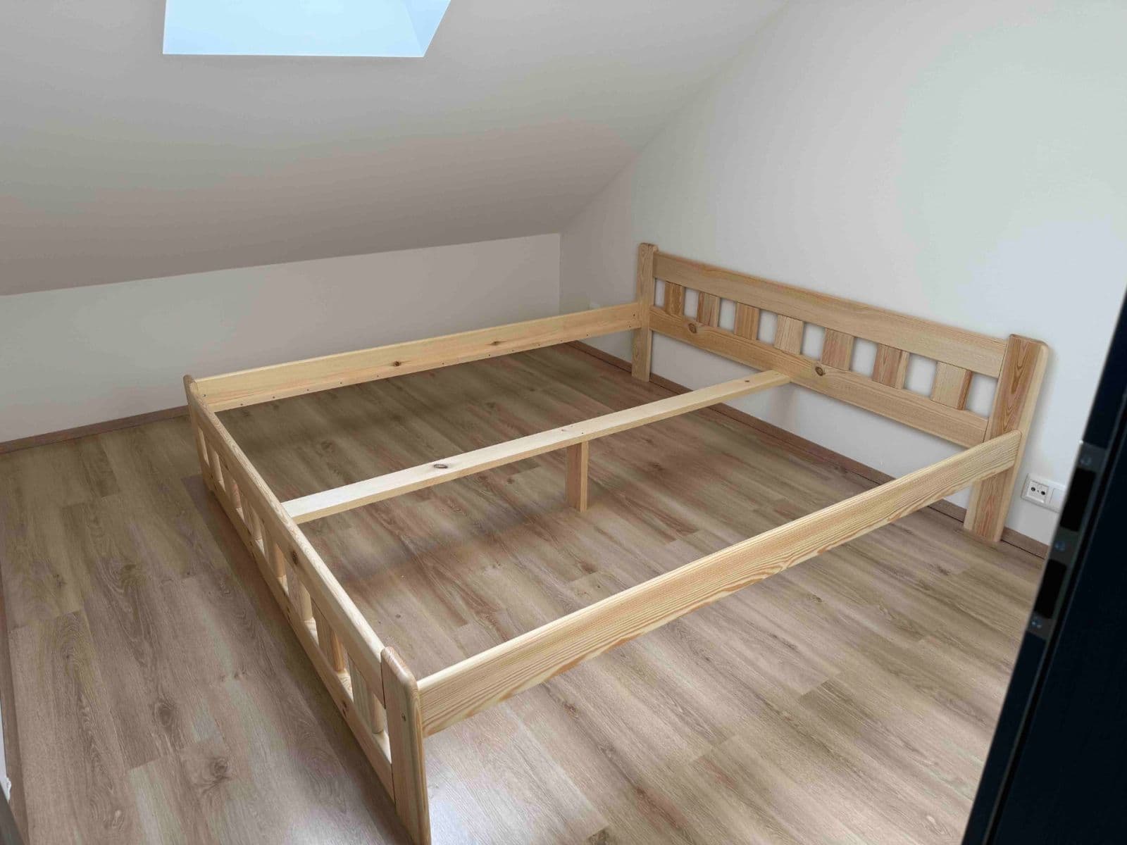 Prenájom bytu 3-izbový 56 m², U Zvoničky, Bobnice, Středočeský kraj Prenájom bytu 3-izbový 56 m², U Zvoničky, Bobnice, Středočeský kraj