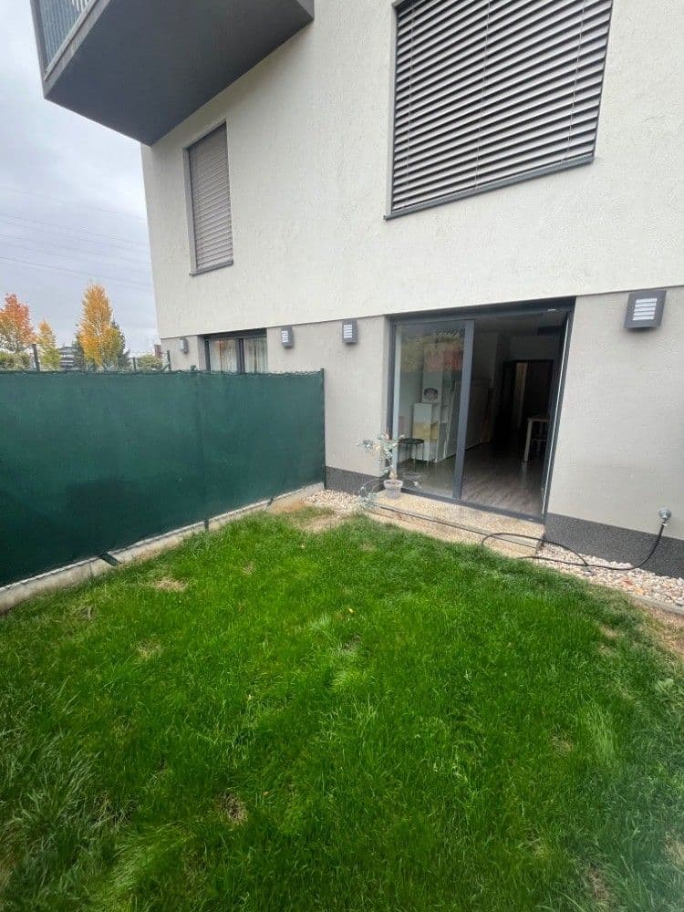 Prenájom bytu 1-izbový 31 m², Za černým mostem, Praha, Praha Prenájom bytu 1-izbový 31 m², Za černým mostem, Praha, Praha