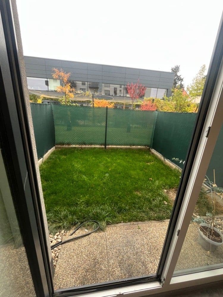 Prenájom bytu 1-izbový 31 m², Za černým mostem, Praha, Praha Prenájom bytu 1-izbový 31 m², Za černým mostem, Praha, Praha