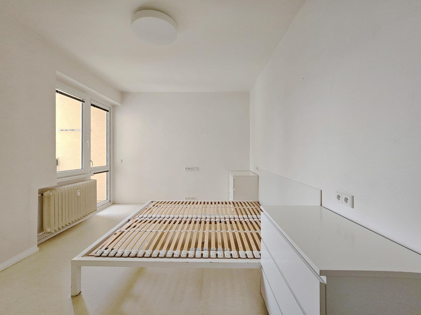 Prenájom bytu 4-izbový 92 m², Na Rozdílu, Praha, Praha Prenájom bytu 4-izbový 92 m², Na Rozdílu, Praha, Praha