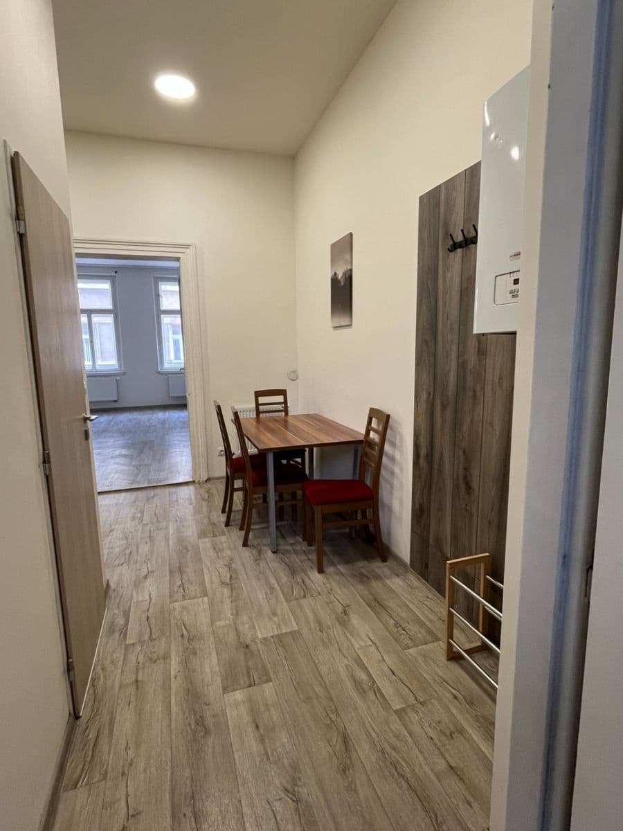 Prenájom bytu 1-izbový 35 m², Cimburkova, Praha, Praha Prenájom bytu 1-izbový 35 m², Cimburkova, Praha, Praha