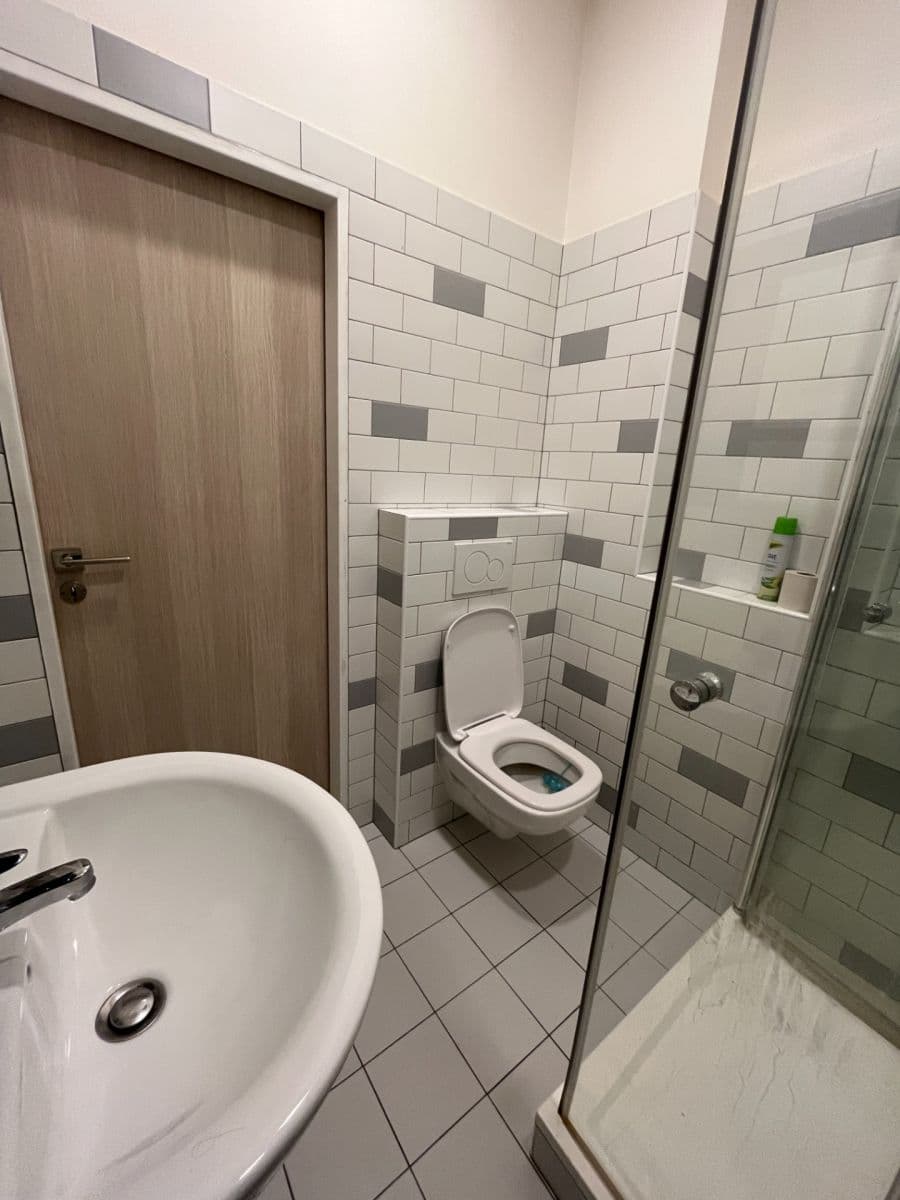 Prenájom bytu 1-izbový 35 m², Cimburkova, Praha, Praha Prenájom bytu 1-izbový 35 m², Cimburkova, Praha, Praha