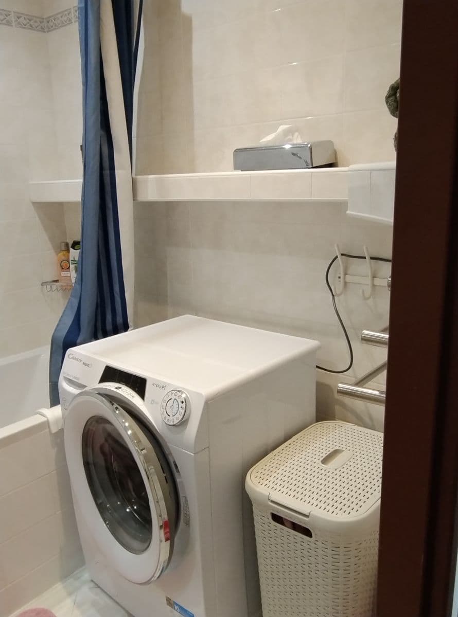 Prenájom bytu 80 m², Růženínská, Praha, Praha Prenájom bytu 80 m², Růženínská, Praha, Praha