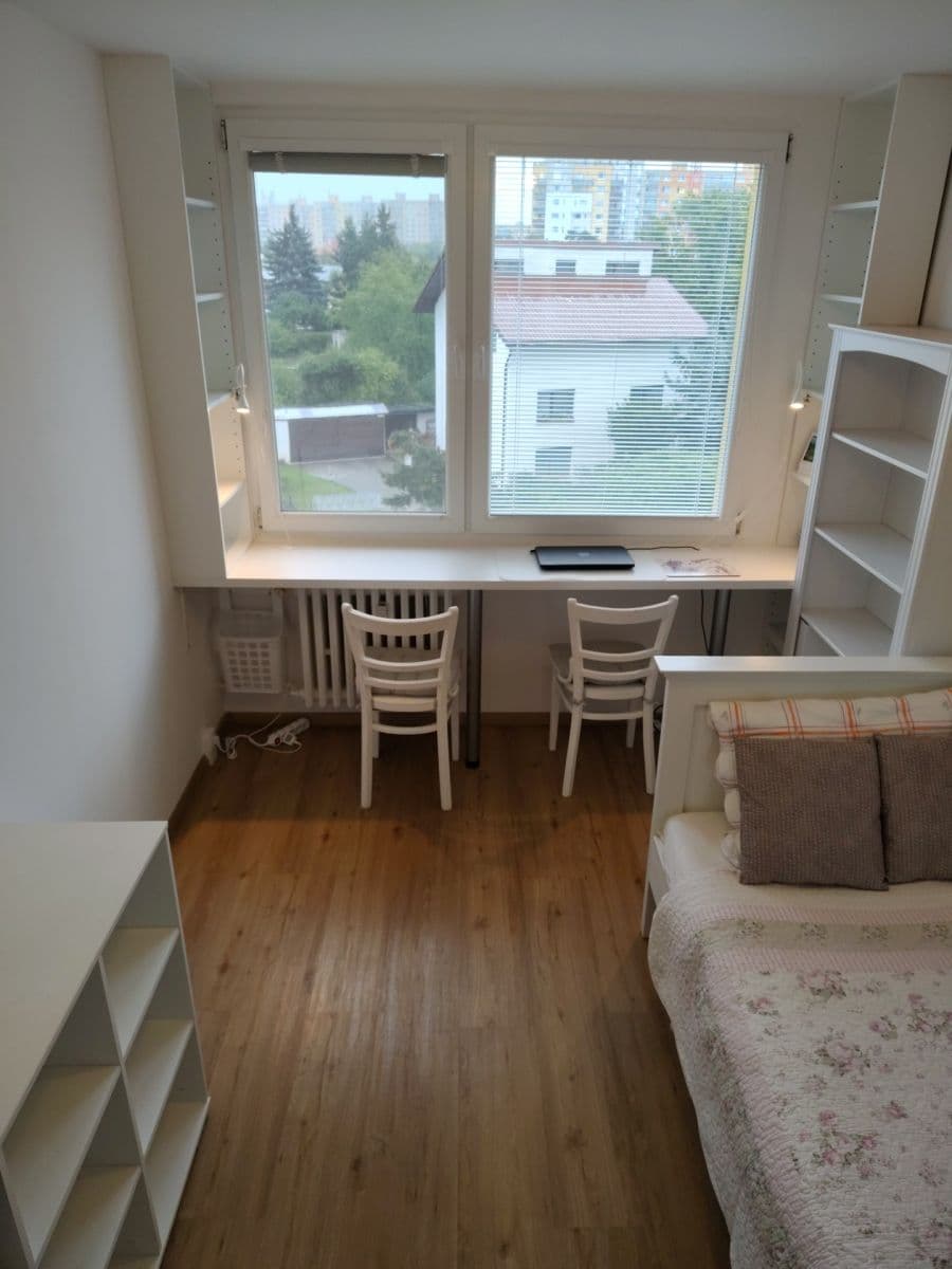 Prenájom bytu 80 m², Růženínská, Praha, Praha Prenájom bytu 80 m², Růženínská, Praha, Praha