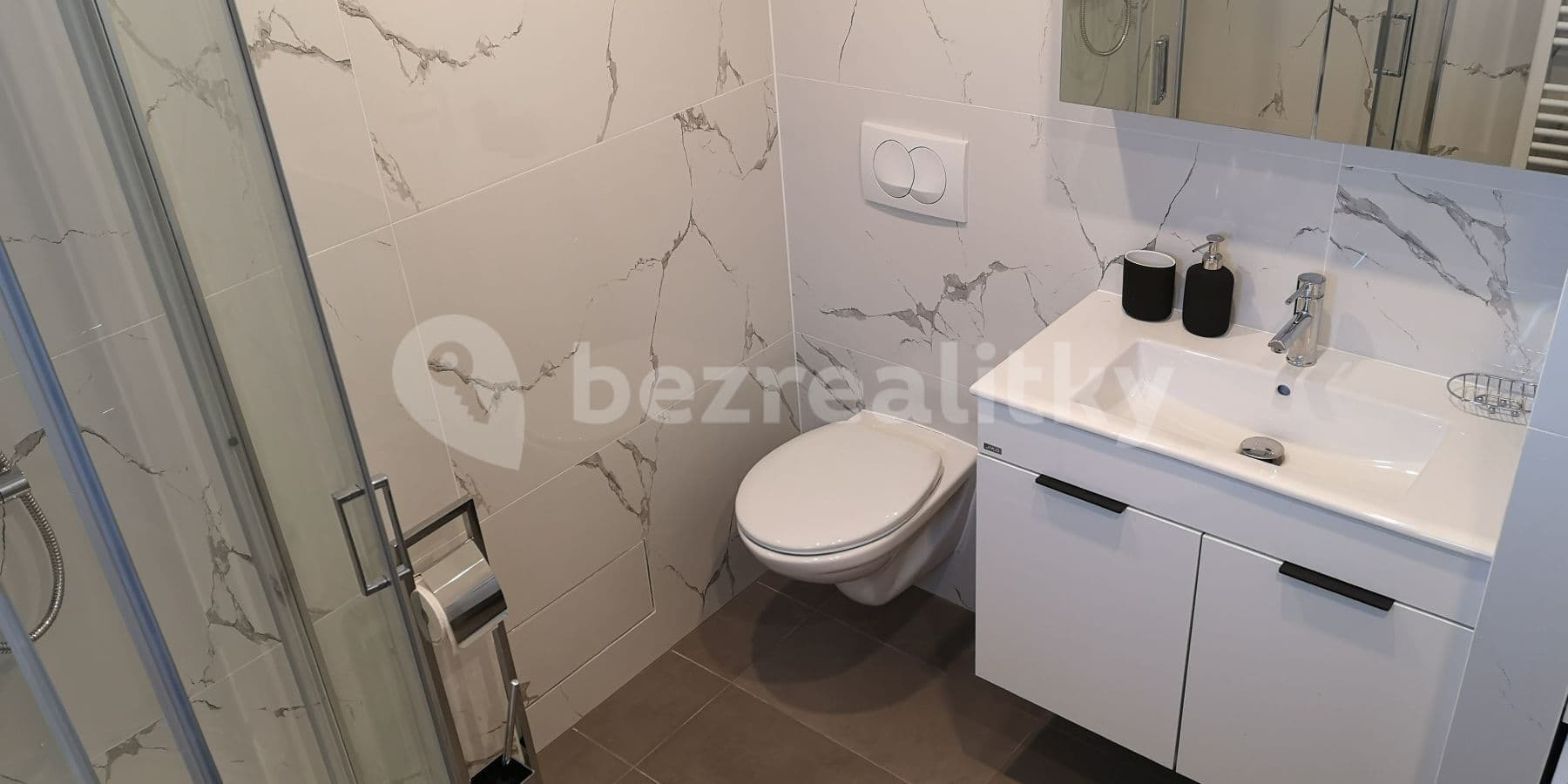 Prenájom bytu 1-izbový 51 m², K Vodojemu, Praha, Praha Prenájom bytu 1-izbový 51 m², K Vodojemu, Praha, Praha