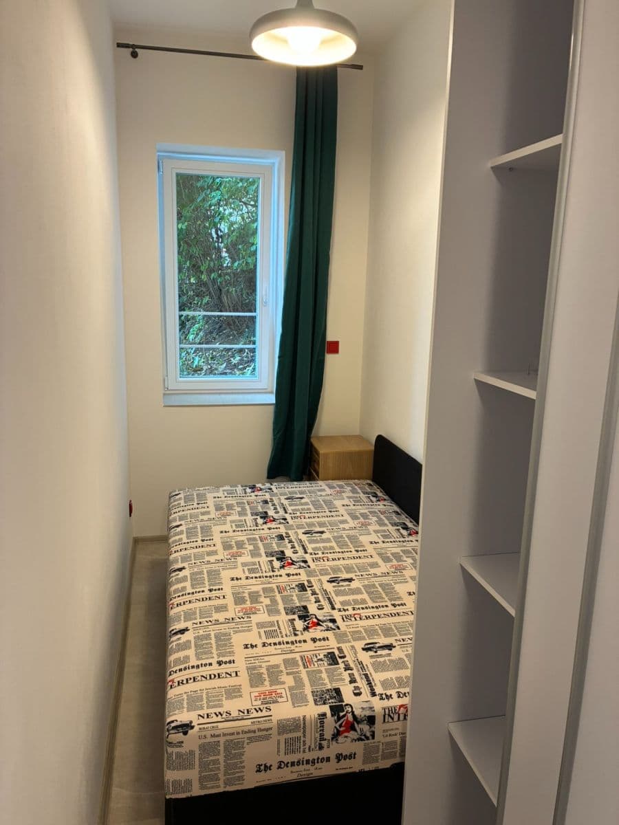 Prenájom bytu 1-izbový 31 m², V Břízkách, Praha, Praha Prenájom bytu 1-izbový 31 m², V Břízkách, Praha, Praha