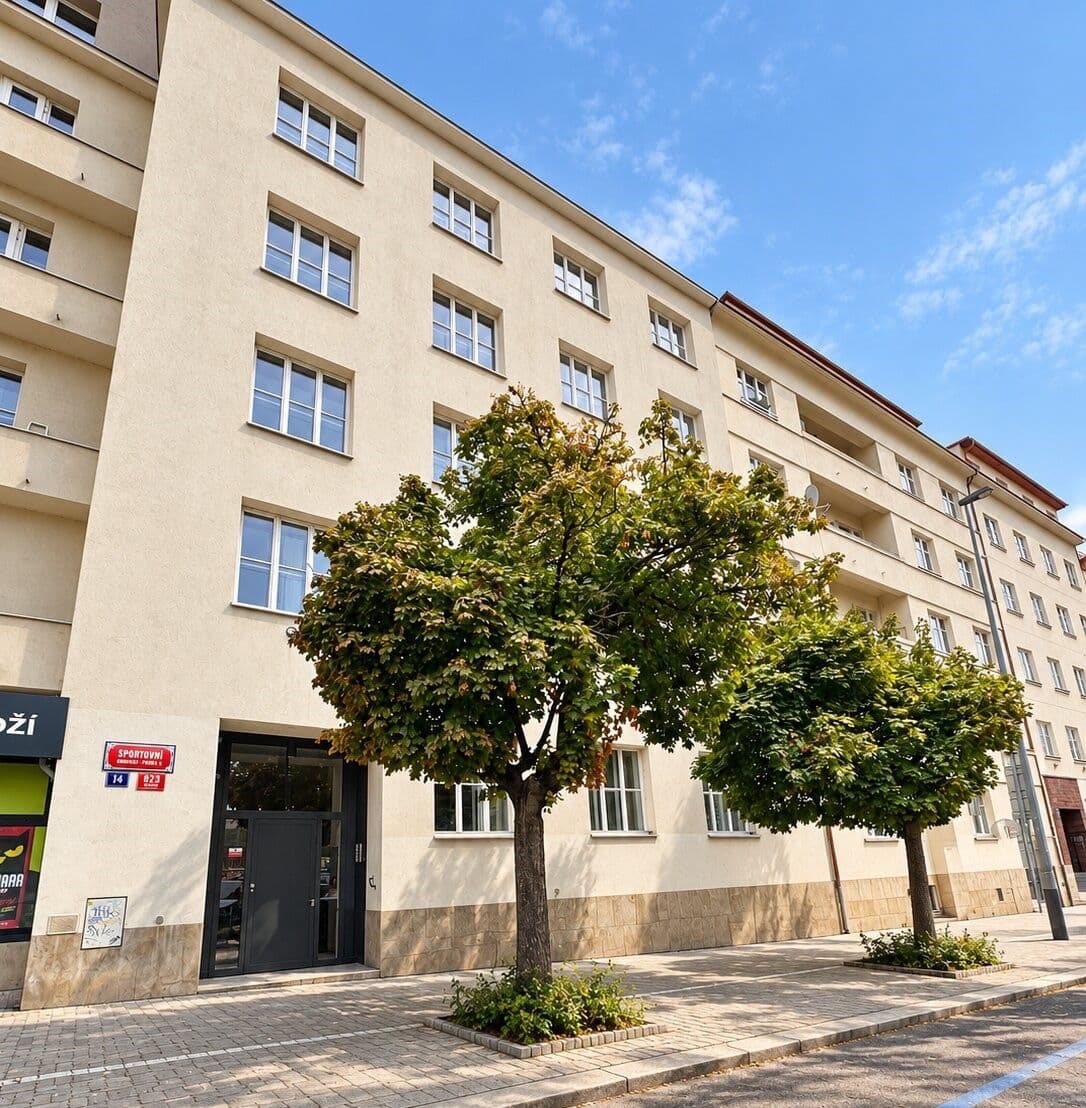 Prenájom bytu 1-izbový 38 m², Sportovní, Praha, Praha Prenájom bytu 1-izbový 38 m², Sportovní, Praha, Praha