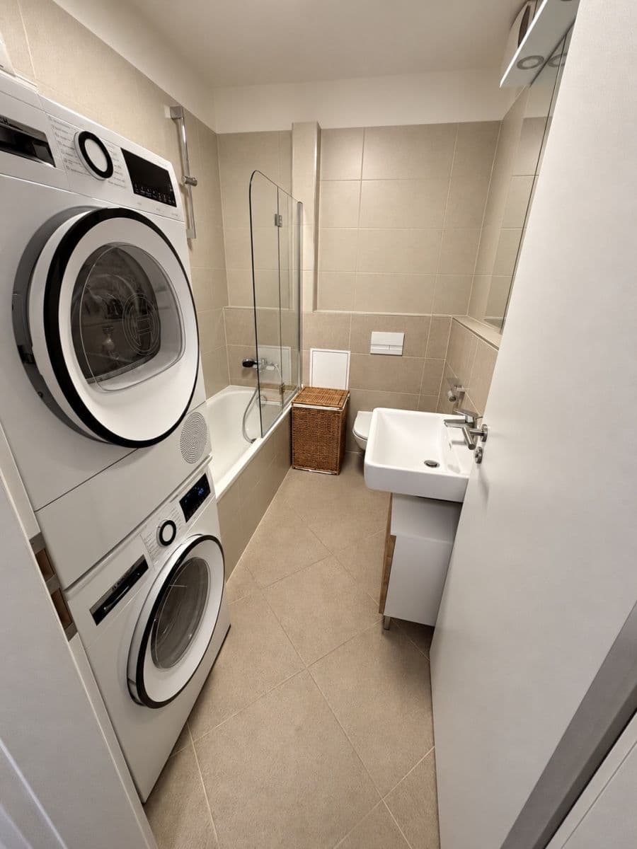 Predaj bytu 2-izbový 54 m², Huppnerova, Praha, Praha Predaj bytu 2-izbový 54 m², Huppnerova, Praha, Praha