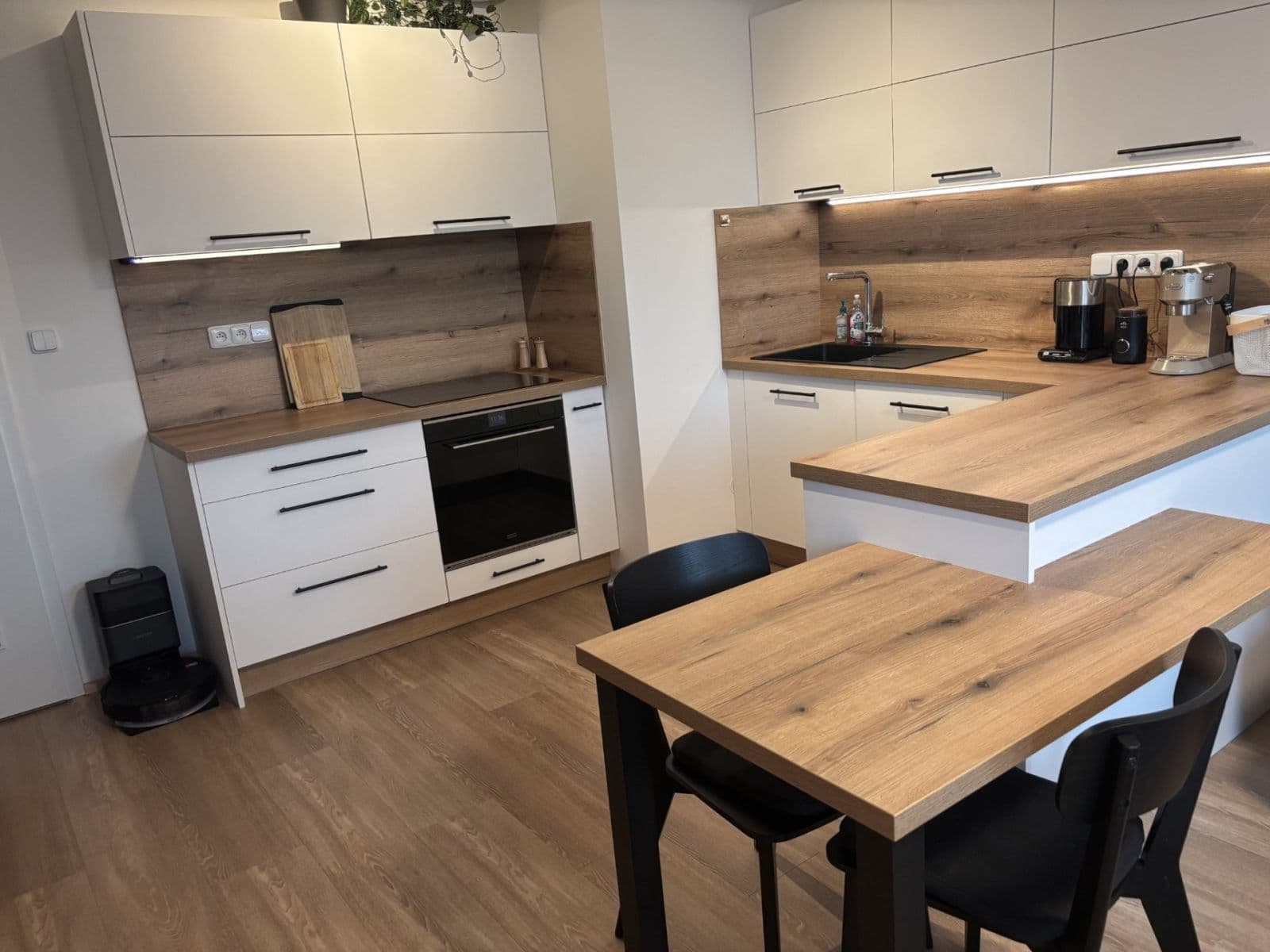 Predaj bytu 2-izbový 54 m², Huppnerova, Praha, Praha Predaj bytu 2-izbový 54 m², Huppnerova, Praha, Praha