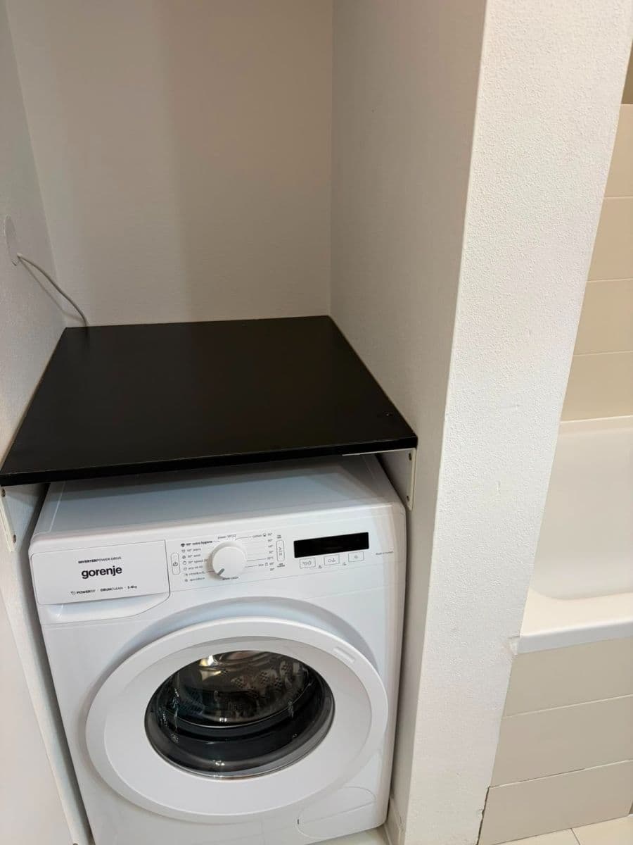 Prenájom bytu 2-izbový 54 m², Veterná, Trnava, Trnavský kraj Prenájom bytu 2-izbový 54 m², Veterná, Trnava, Trnavský kraj