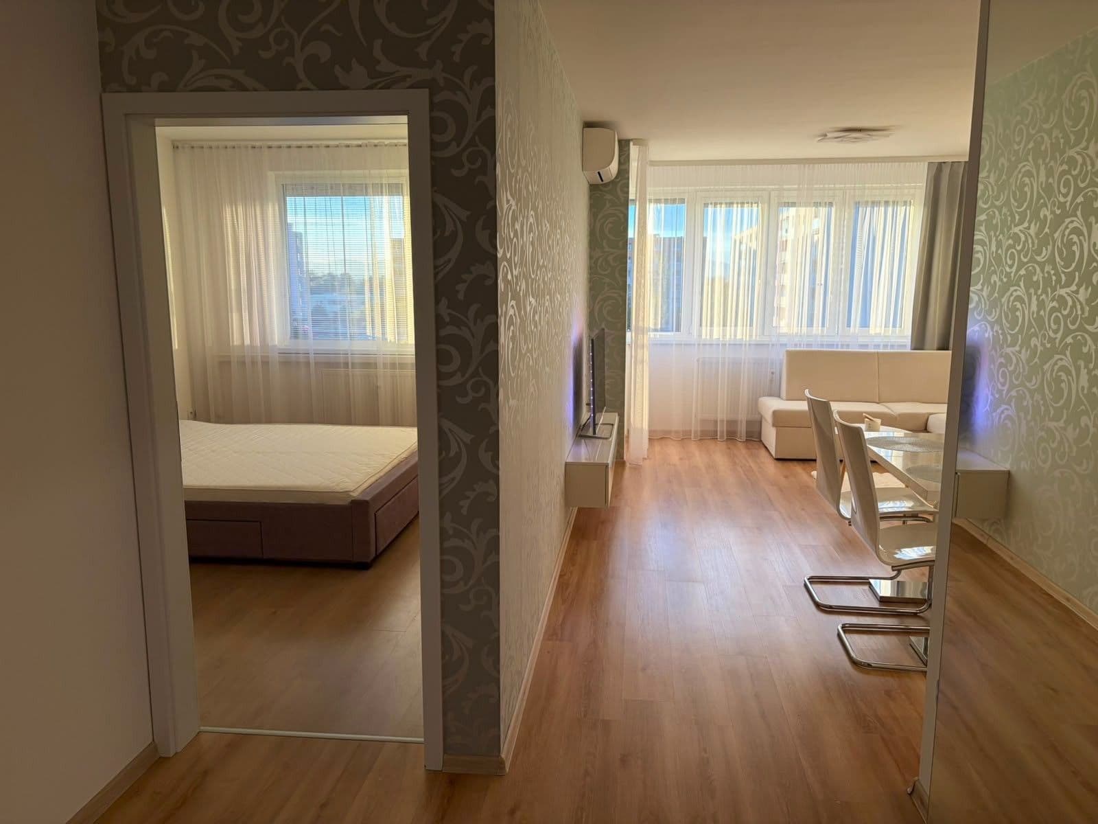 Prenájom bytu 2-izbový 54 m², Veterná, Trnava, Trnavský kraj Prenájom bytu 2-izbový 54 m², Veterná, Trnava, Trnavský kraj